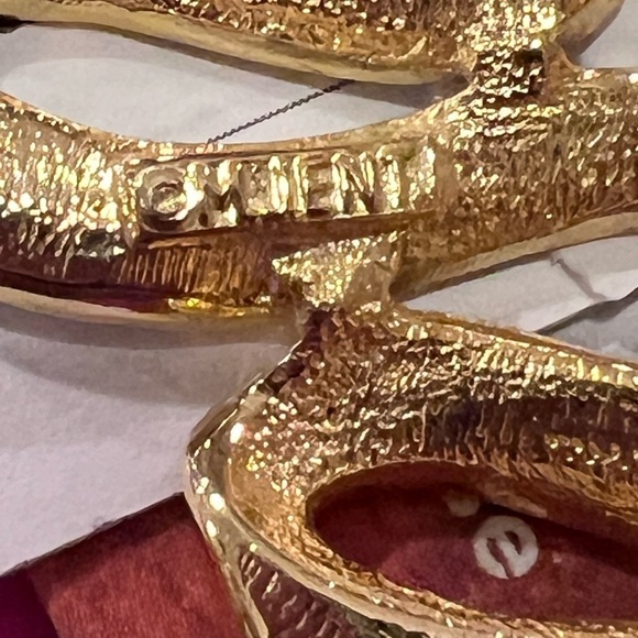 M jent blue enamel gold tone brooch - Picture 3 of 3